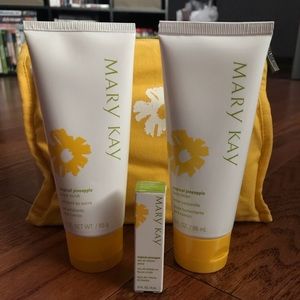 Tropical Pineapple Set